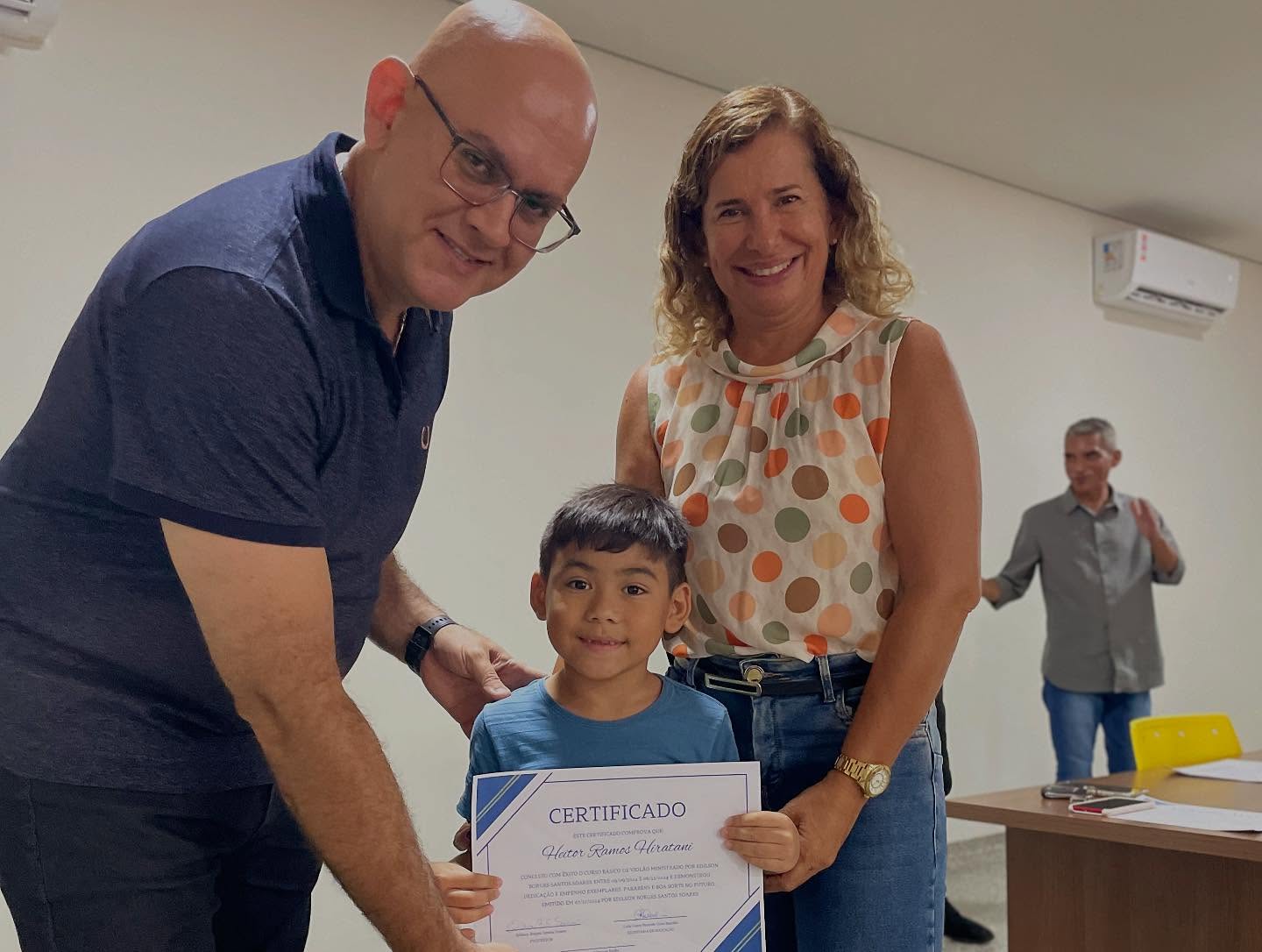 Entrega de Certificados do Projeto Vivart Music