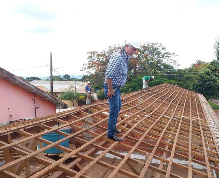 Prefeitura de Terenos realiza reforma na Escola Municipal Álvaro Lopes