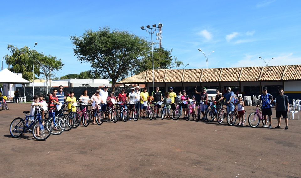 Passeio Ciclístico – Terenos em Movimento