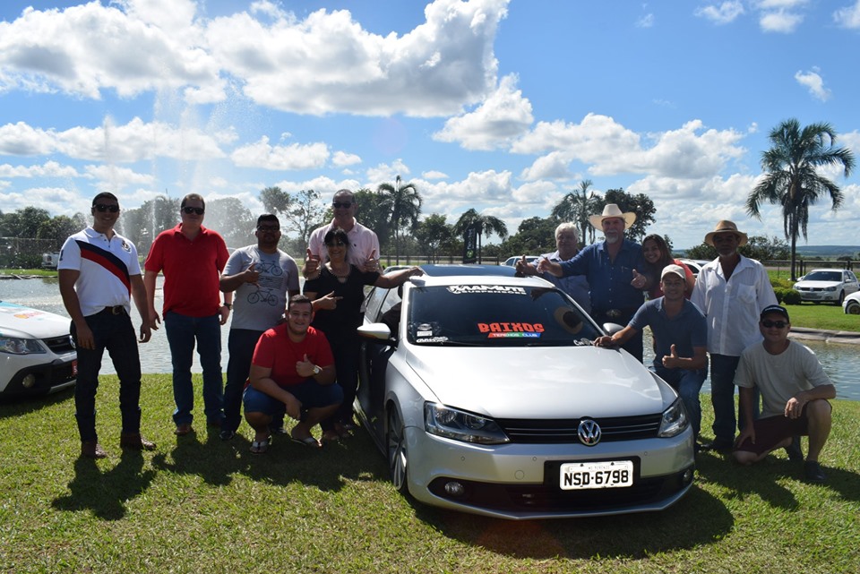 3º LowCar Friends carros rebaixados e antigos