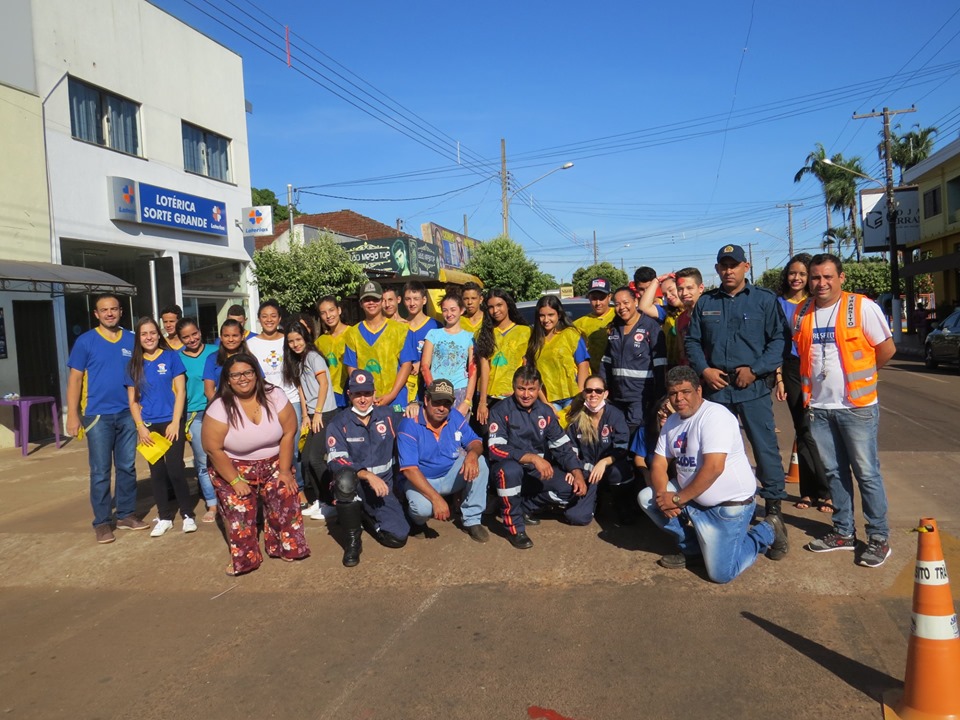 Simulação em conscientização ao “Maio Amarelo”