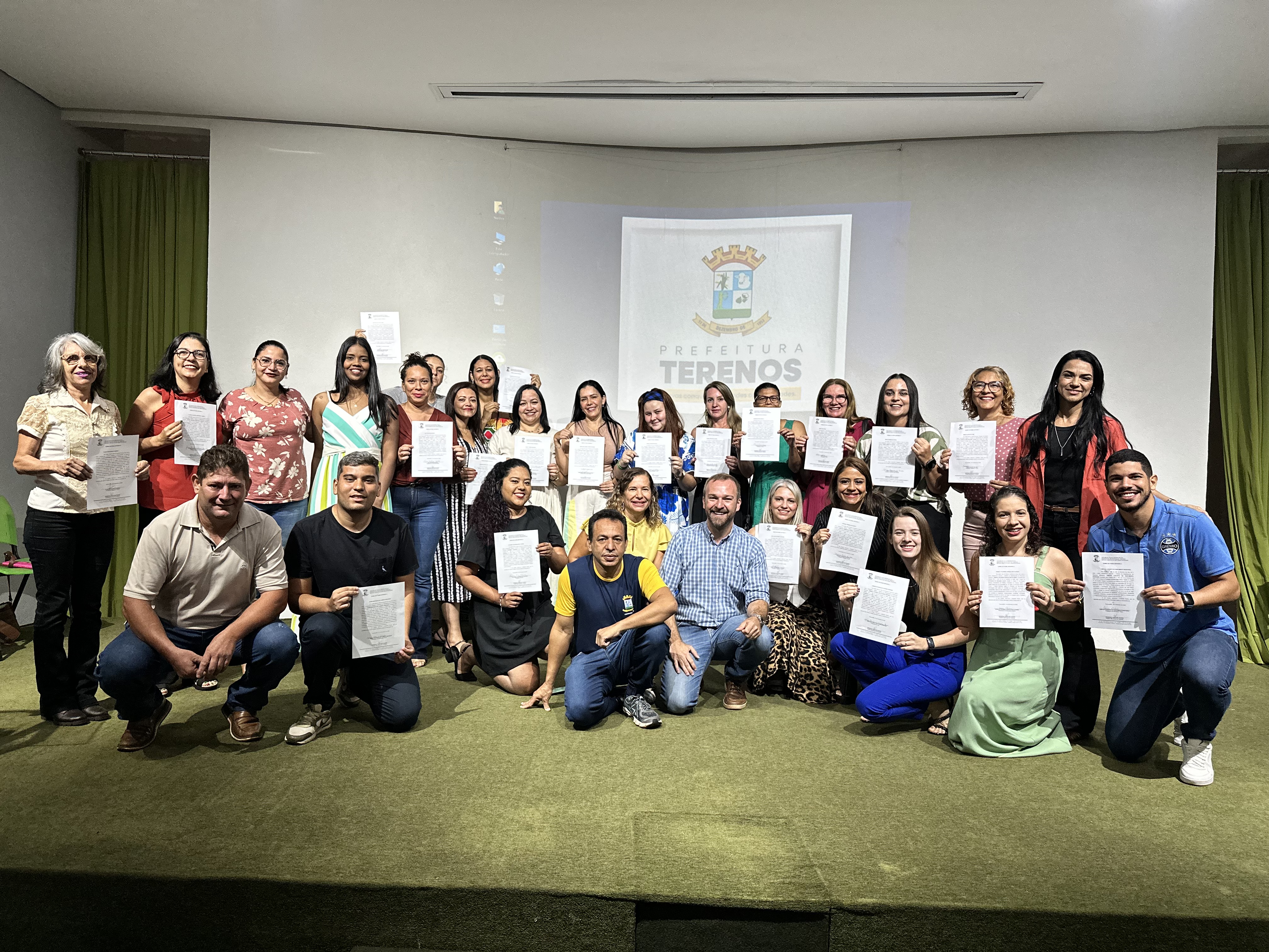Terenos recebe 25 novos professores efetivos para fortalecer a educação do município