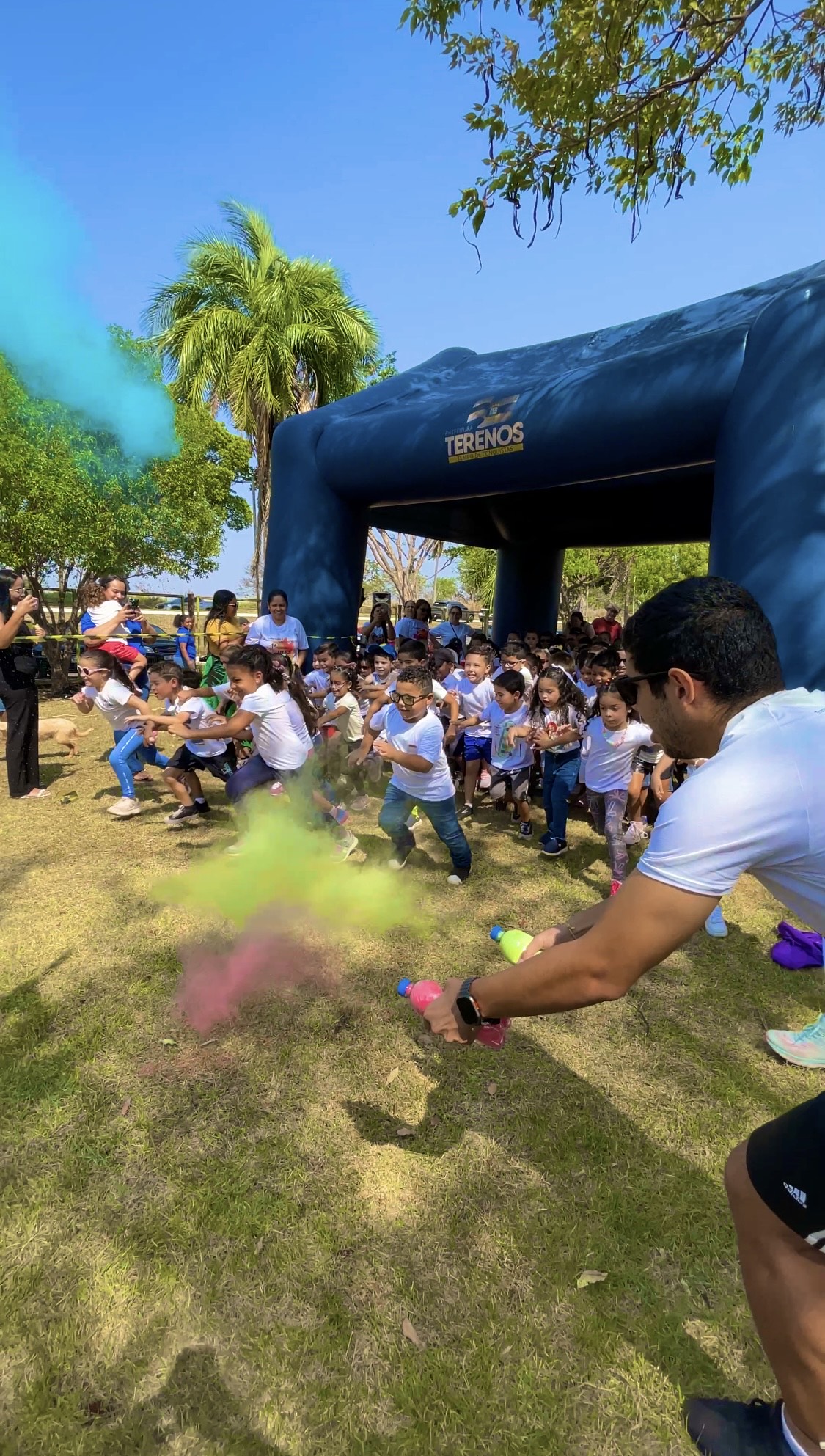 1ª Corrida das Cores da Escola Rosa Idalina anima a manhã de sábado no parque