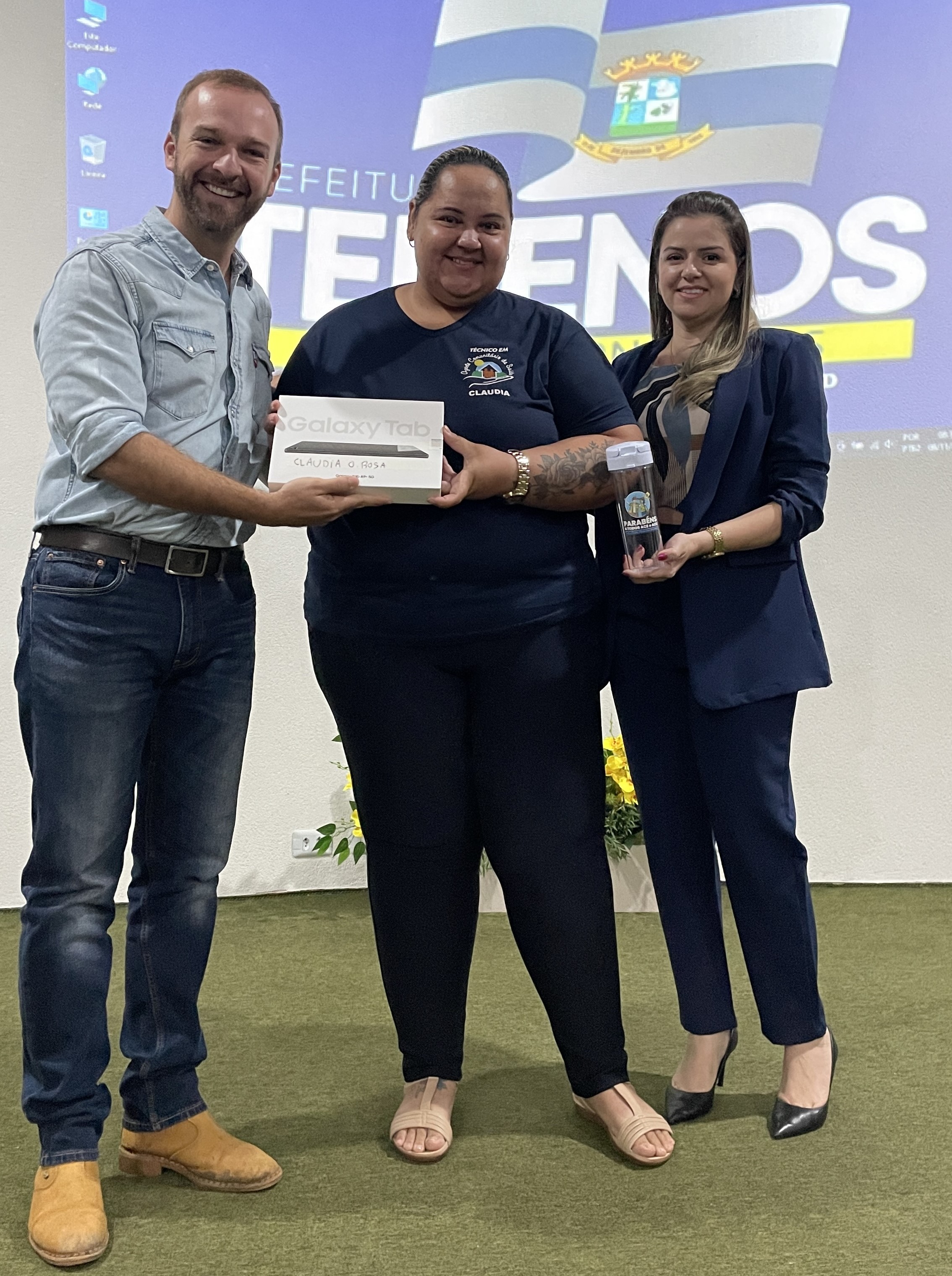 Entrega de Tablets aos Agentes Comunitários de Saúde