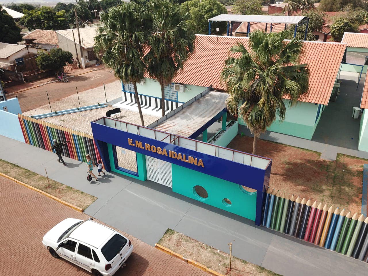 Inauguração da Escola Municipal Rosa Idalina Braga Barboza
